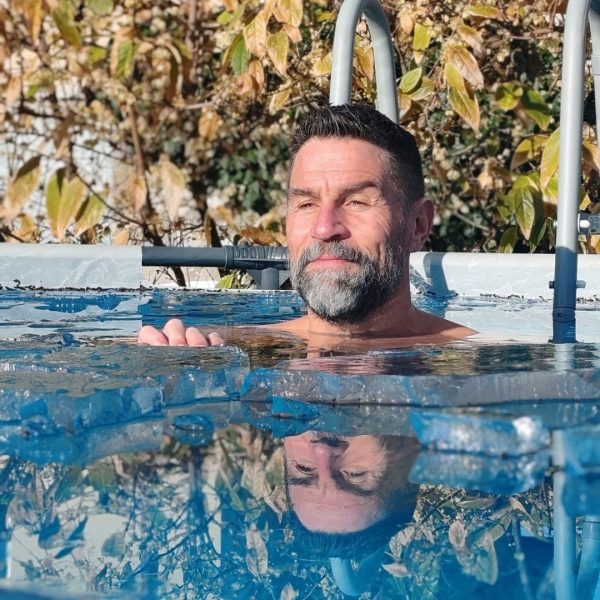 Alessandro Peruzzi Bagno Ghiacciato Piscina